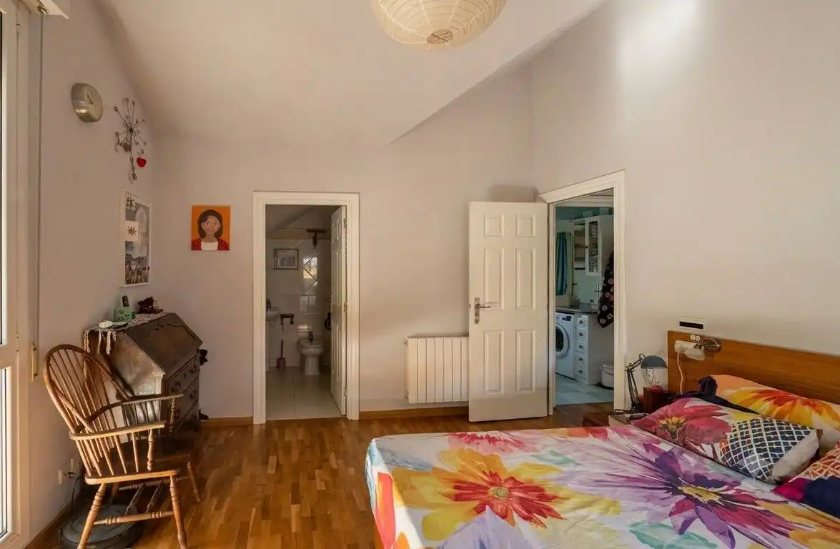 Dormitori de Dúplex en venda en Villamediana de Iregua amb Calefacció, Parquet i Terrassa