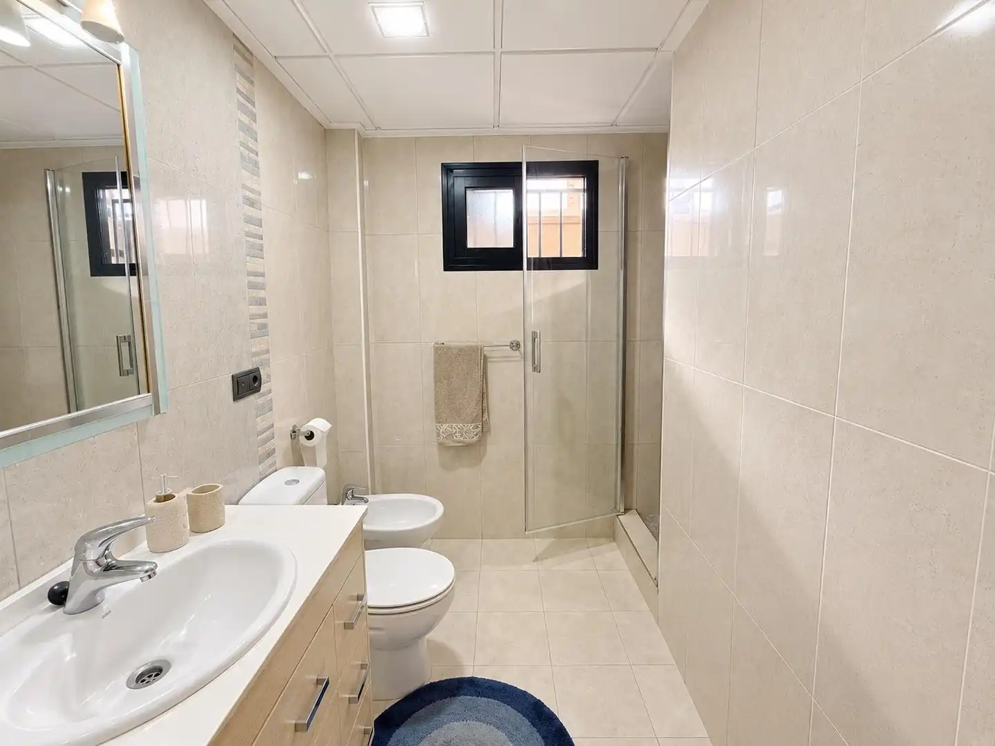 Baño de Dúplex en venta en Guardamar del Segura con Aire acondicionado, Calefacción y Terraza
