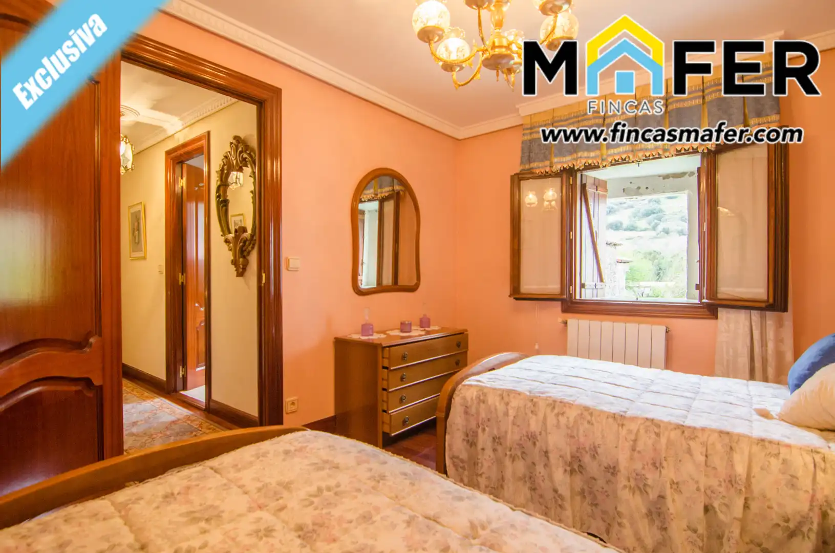 Habitación de Casa adosada en venta en Ruesga con Calefacción, Parquet y Balcón