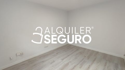 Foto 5 de Piso de alquiler en Lorca, Pinar del Rey, Madrid Capital