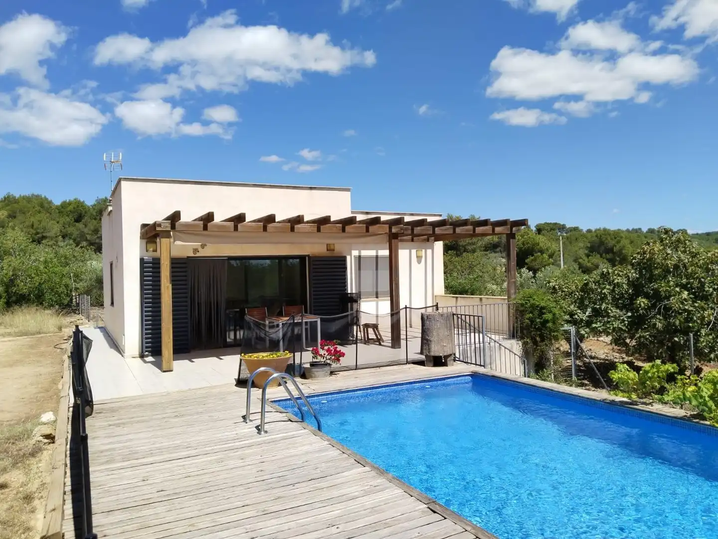 Terrassa de Finca rústica en venda en El Perelló amb Jardí privat, Terrassa i Traster