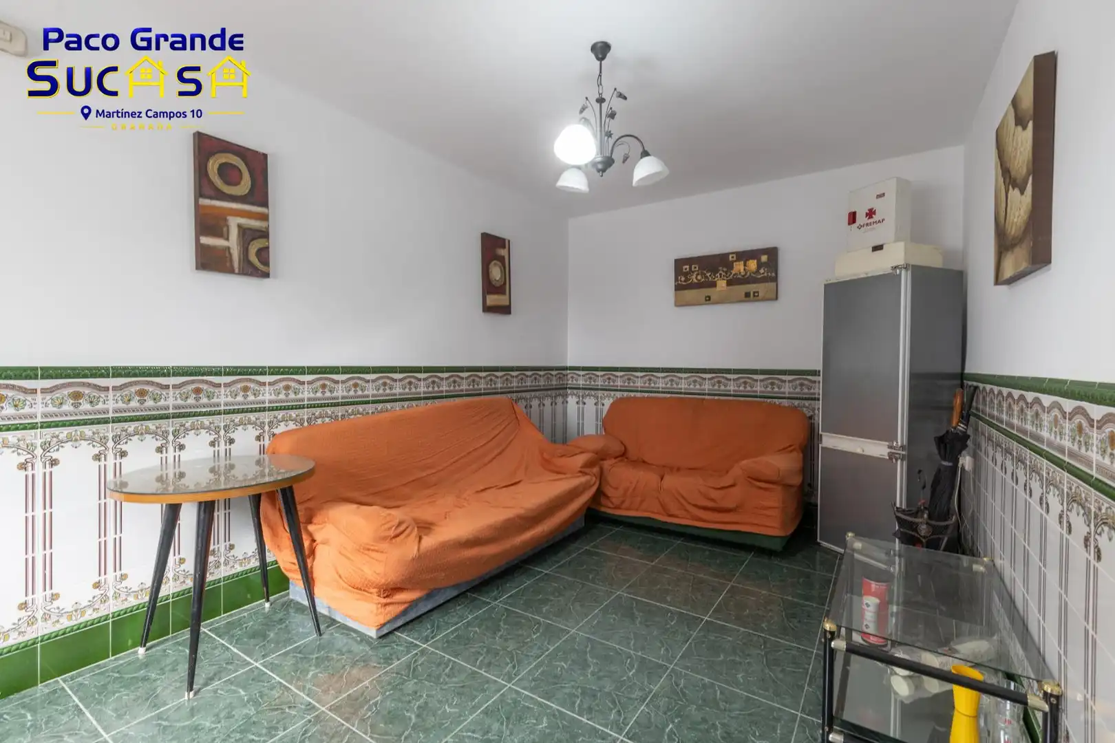 Sala d'estar de Nau industrial en venda en Loja