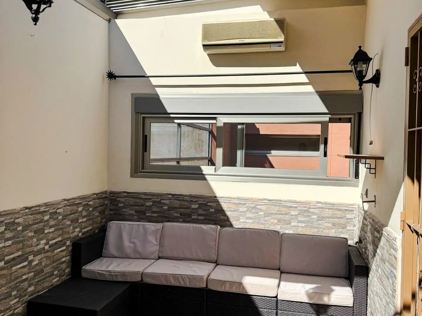 Wohnung zur Miete in Calle de Omega, 17, Valdebernardo - Valderribas