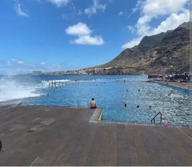 Piscina de Pis en venda en San Cristóbal de la Laguna amb Jardí privat