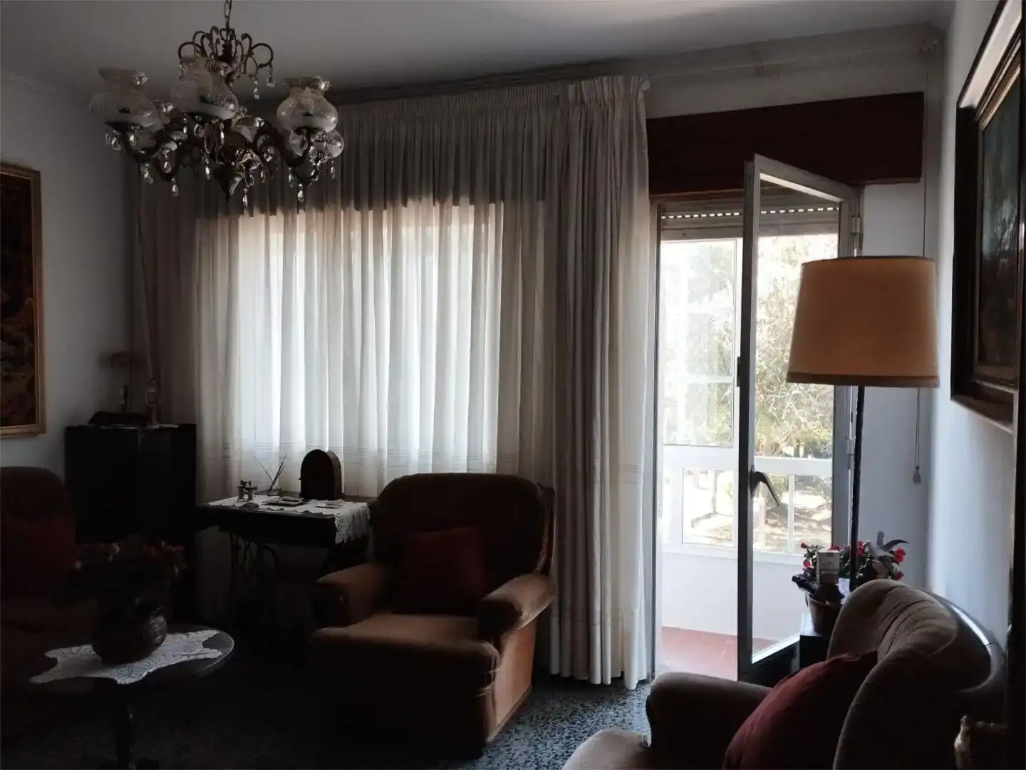 Sala d'estar de Casa adosada en venda en Caldas de Reis amb Jardí privat, Traster i Moblat
