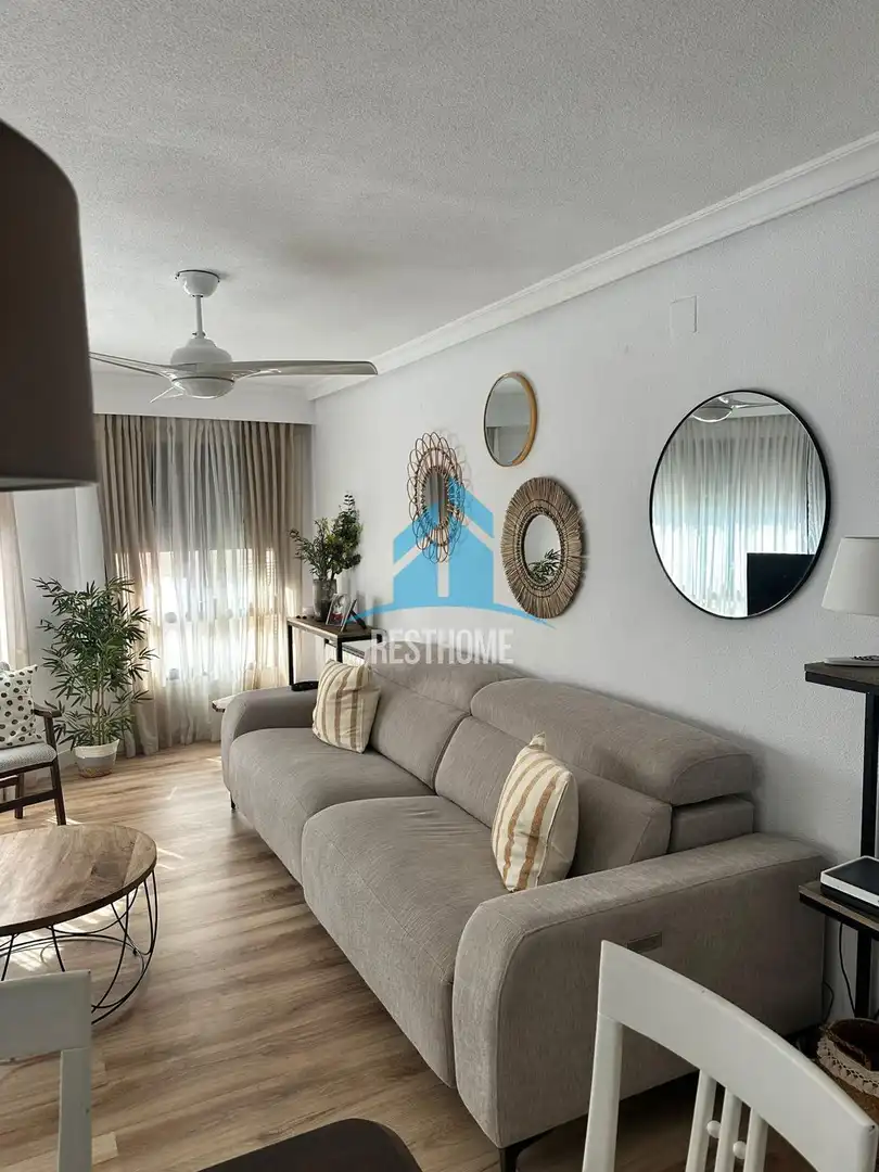 Piso con piscina en venta en Playa de Gandia, imagen 3