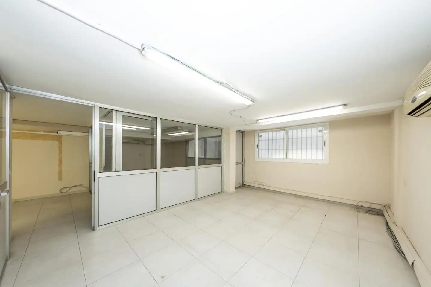 Local comercial en venta en Carrer de Castillejos, imagen 29