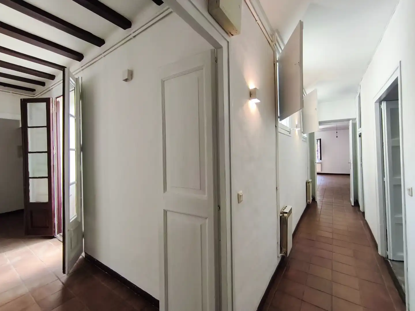 Flat for rent in Barcelona  with Pets allowed