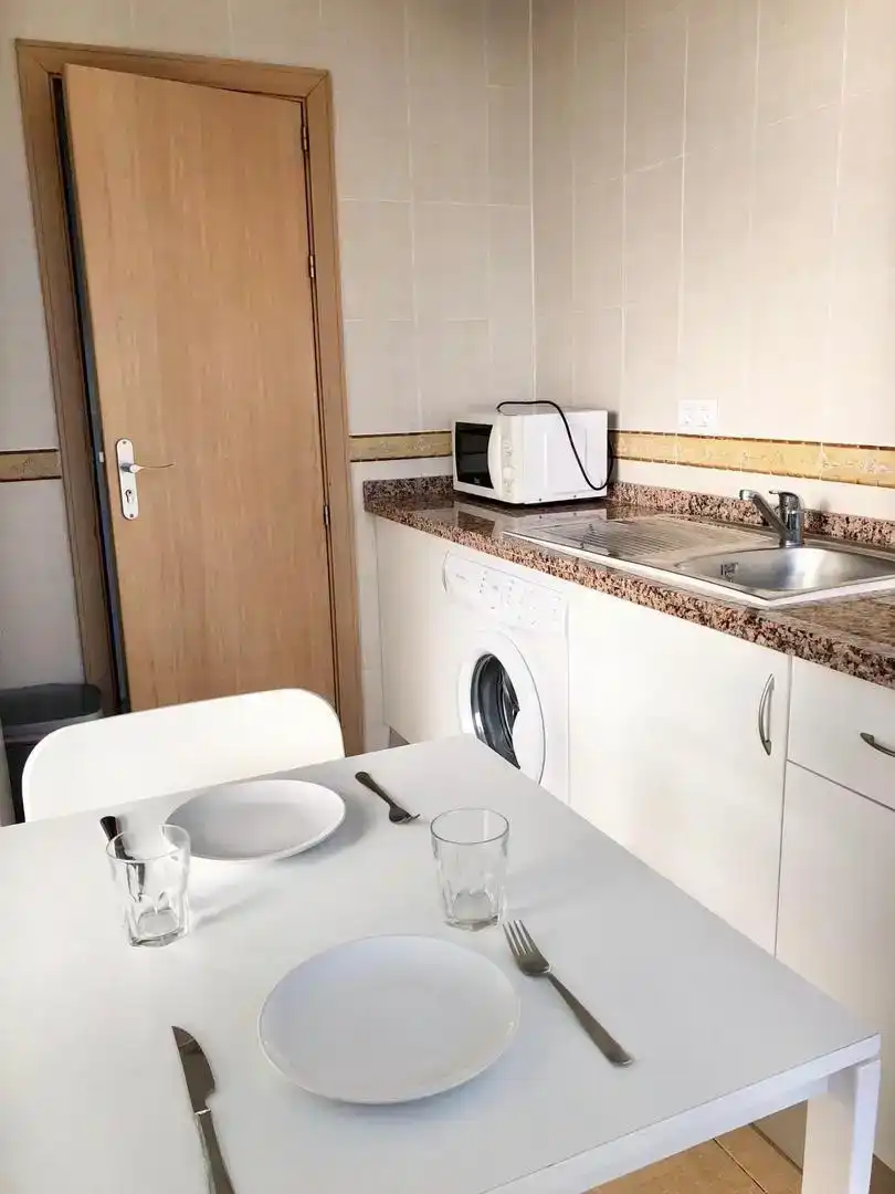 Küche von Wohnungen zum Verkauf in Benalmádena mit Schwimmbad und Balkon