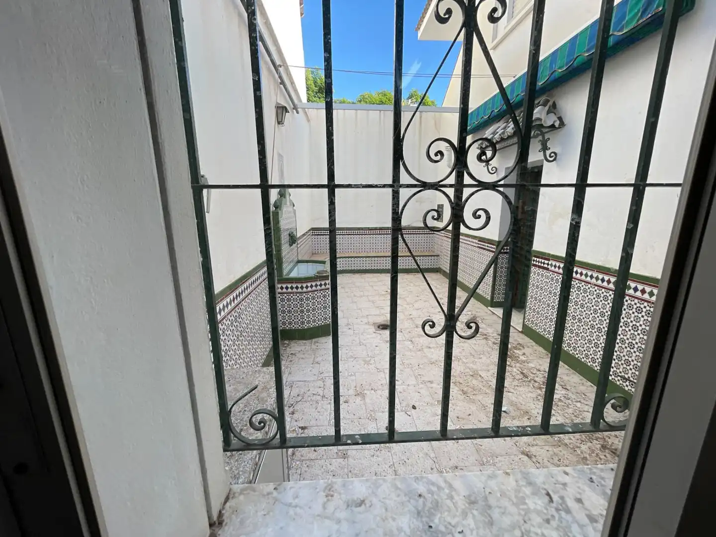 Exterior view of Houses for sale in Málaga  with Terrace