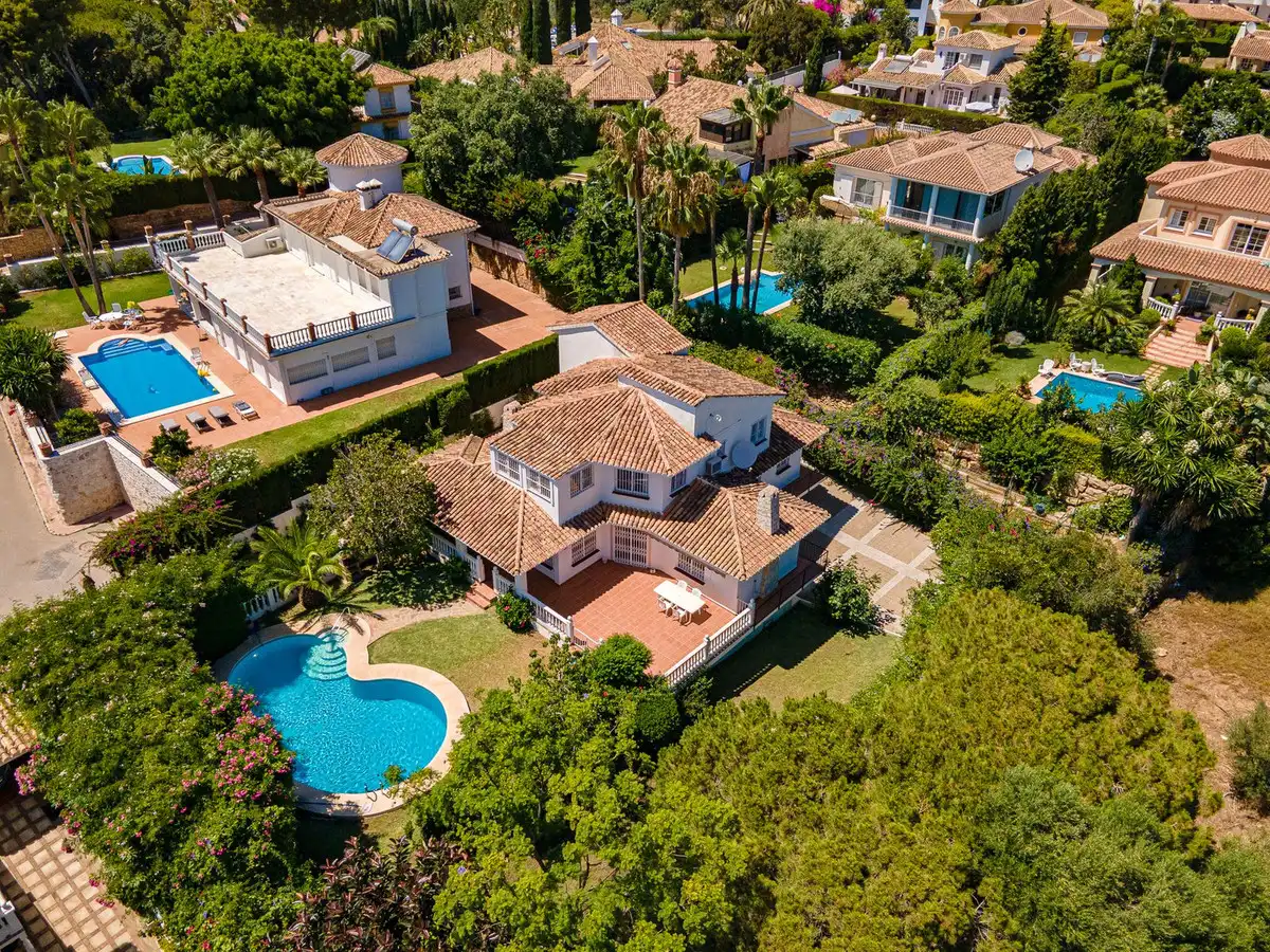 Vista exterior de Casa o chalet en venta en Mijas con Aire acondicionado, Calefacción y Jardín privado