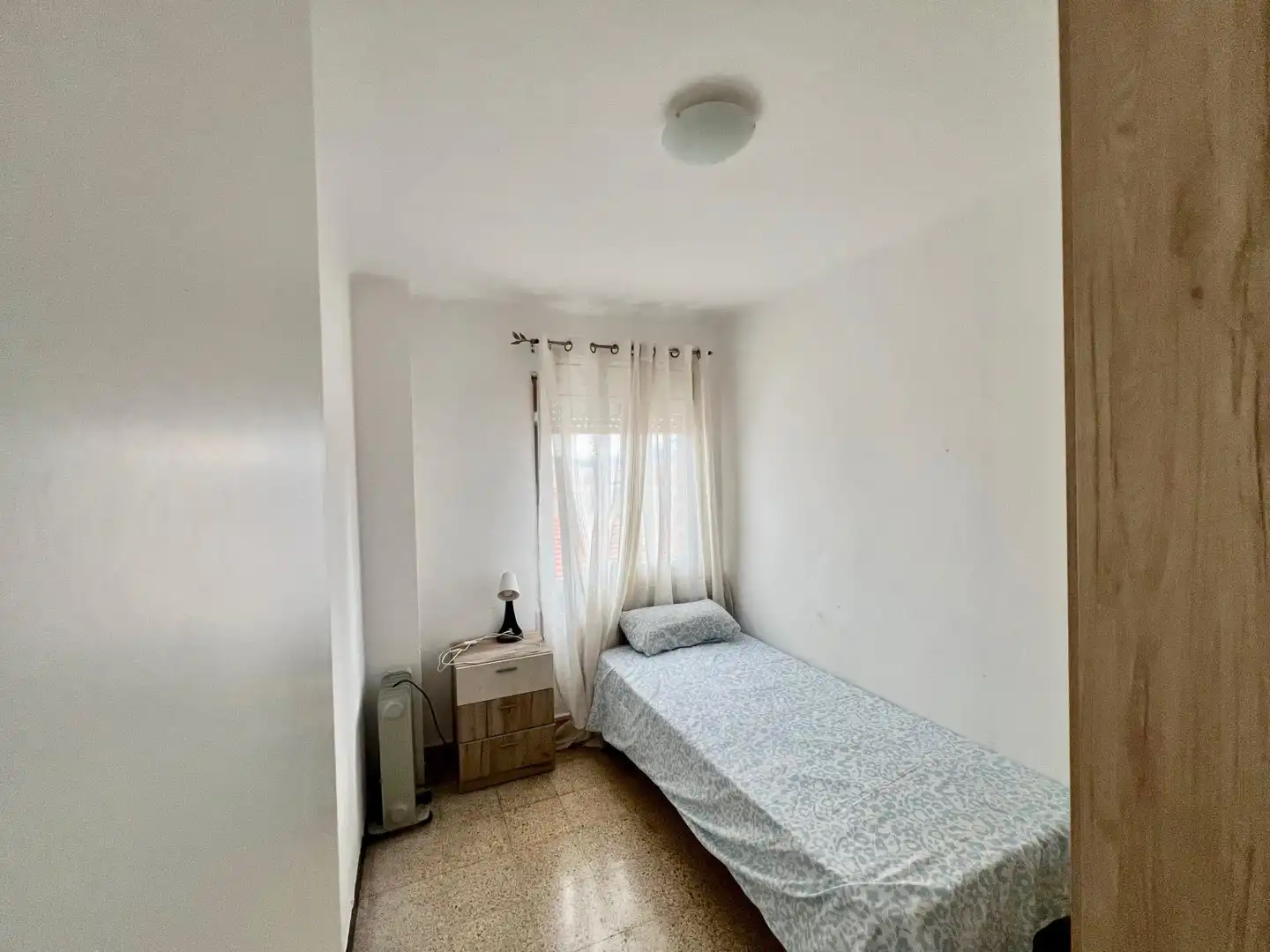 Bedroom of Flat for sale in Terrassa  with Balcony and Alarm