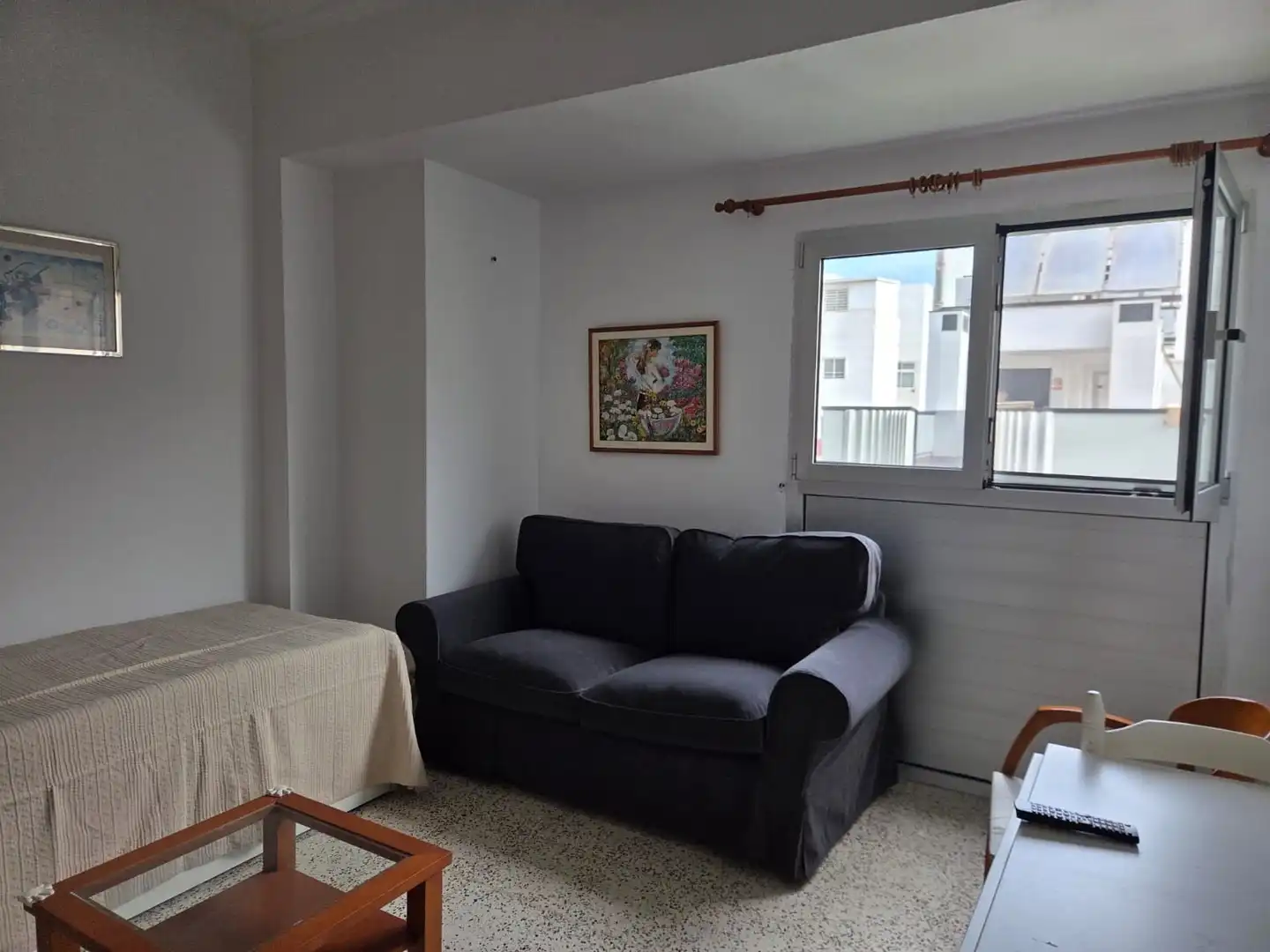 Living room of Study for rent in Las Palmas de Gran Canaria  with Furnished, Washing machine and Microwave