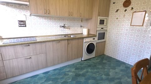 Foto 2 von Wohnung zum Verkauf in Calle Islas Canarias, Ibarrekolanda, Bilbao