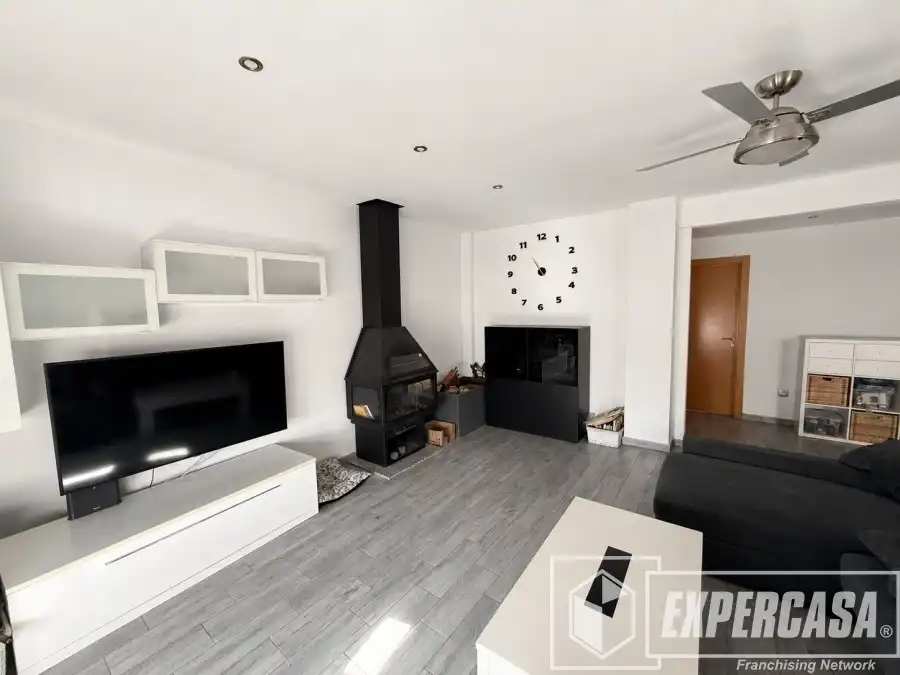 Sala d'estar de Dúplex en venda en Chelva amb Aire condicionat i Terrassa