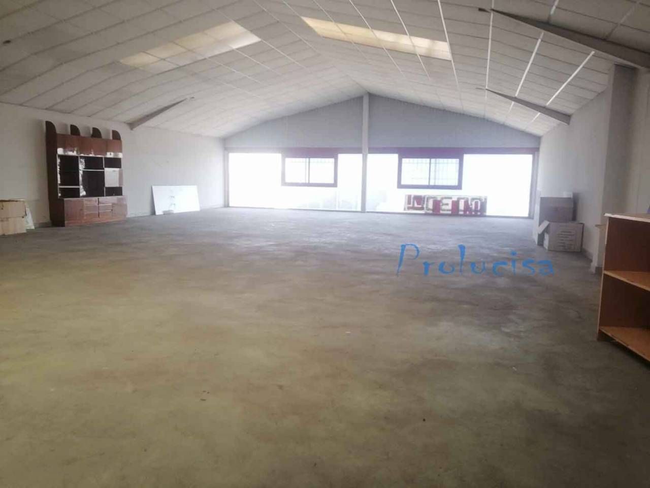 Nau industrial en venda en Moraleja de Enmedio amb Alarma