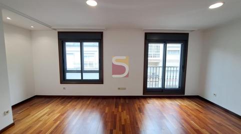 Foto 2 de Pis de lloguer a Taboada Leal, Plaza España - Corte Inglés, Pontevedra