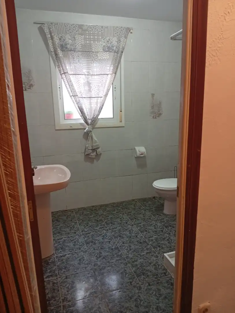 Bathroom of Flat for rent in Tarragona  with Storage room, Furnished and Oven