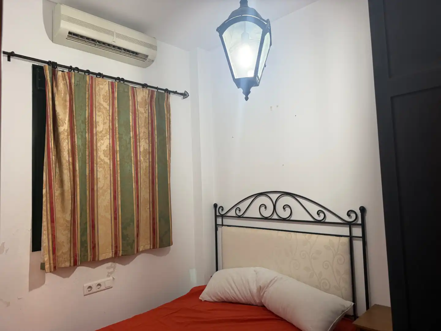 Schlafzimmer von Haus oder Chalet zur Miete in Almonte mit Möbliert