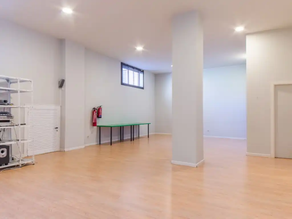 Dúplex de lloguer a Avenida Principe de Asturias, Zona Monte El Pilar