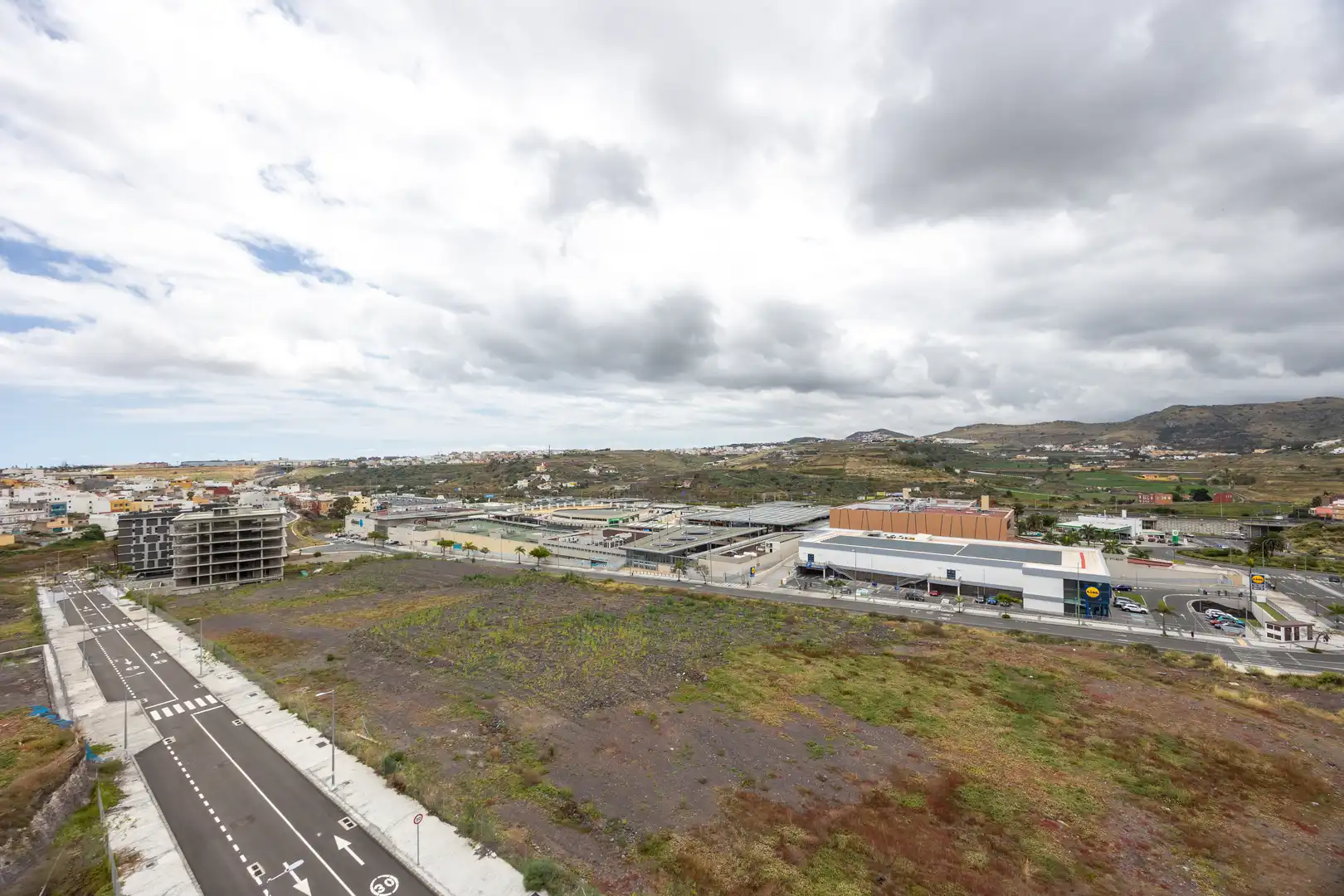 Vista exterior de Pis de lloguer en Las Palmas de Gran Canaria amb Traster