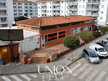 Local comercial en venta en Els Pins