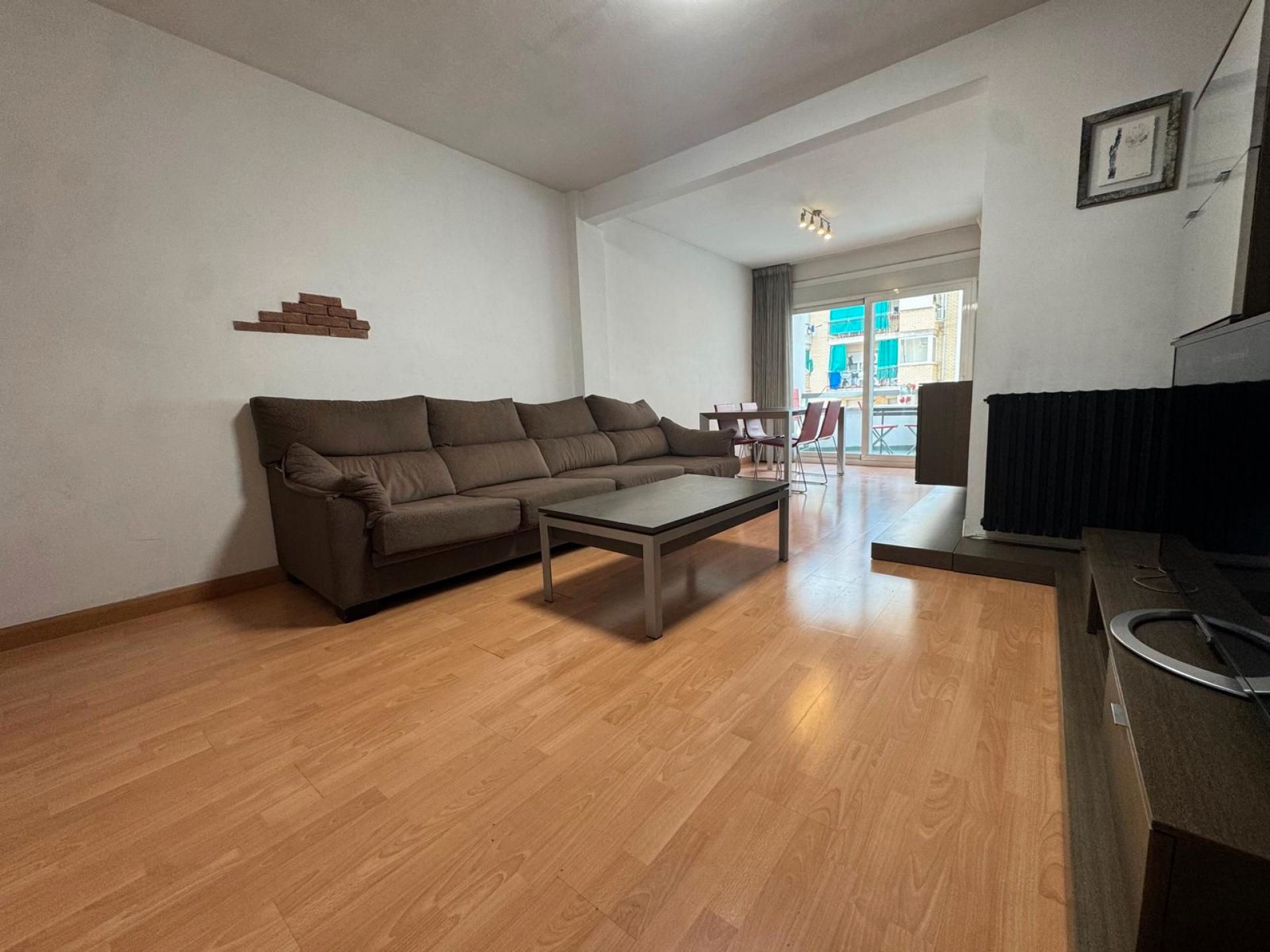Living room of Flat for sale in Manresa  with Air Conditioner, Heating and Parquet flooring