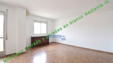 Foto 5 de Piso en venta en Barrio de Benicalap, Valencia Capital
