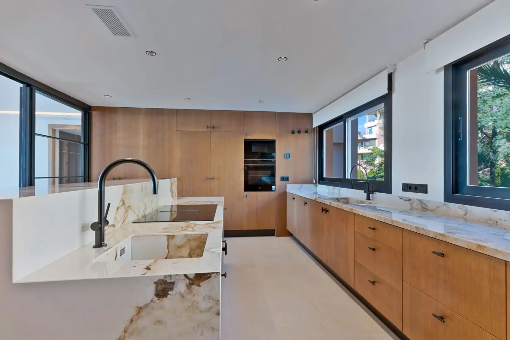 Kitchen of Apartments for sale in Marbella  with Air Conditioner, Terrace and Swimming Pool
