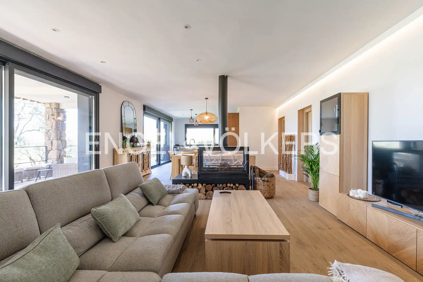 Living room of Houses for sale in Valdemorillo  with Air Conditioner, Heating and Private garden
