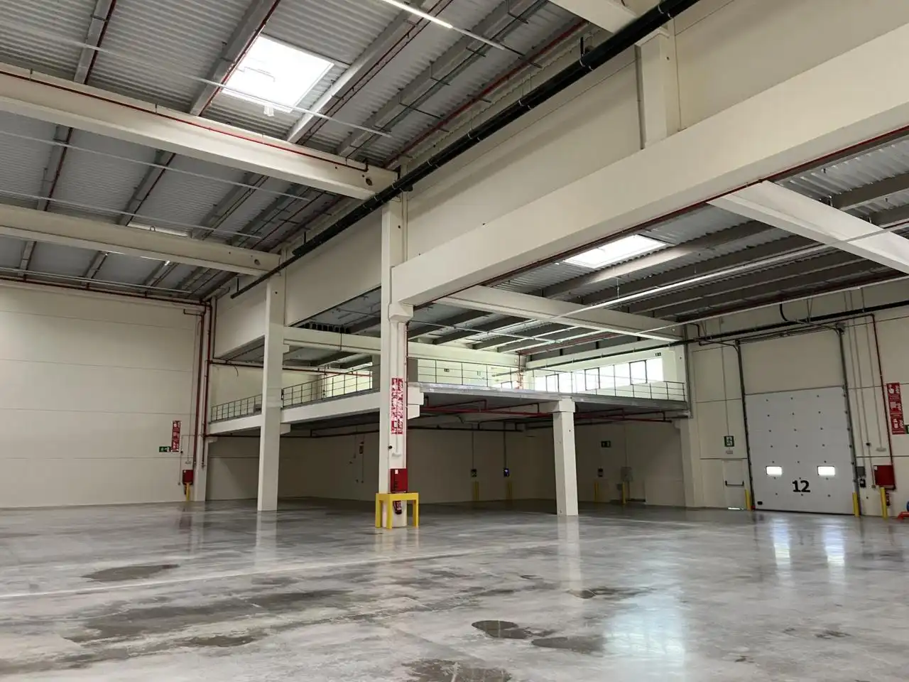 Industrial buildings for rent in Òdena  with Heating