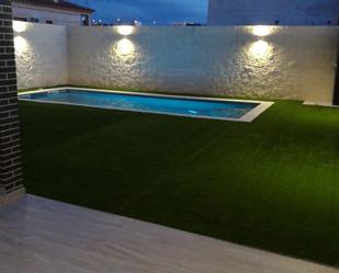 Piscina de Casa o xalet en venda en Argés amb Calefacció, Jardí privat i Terrassa
