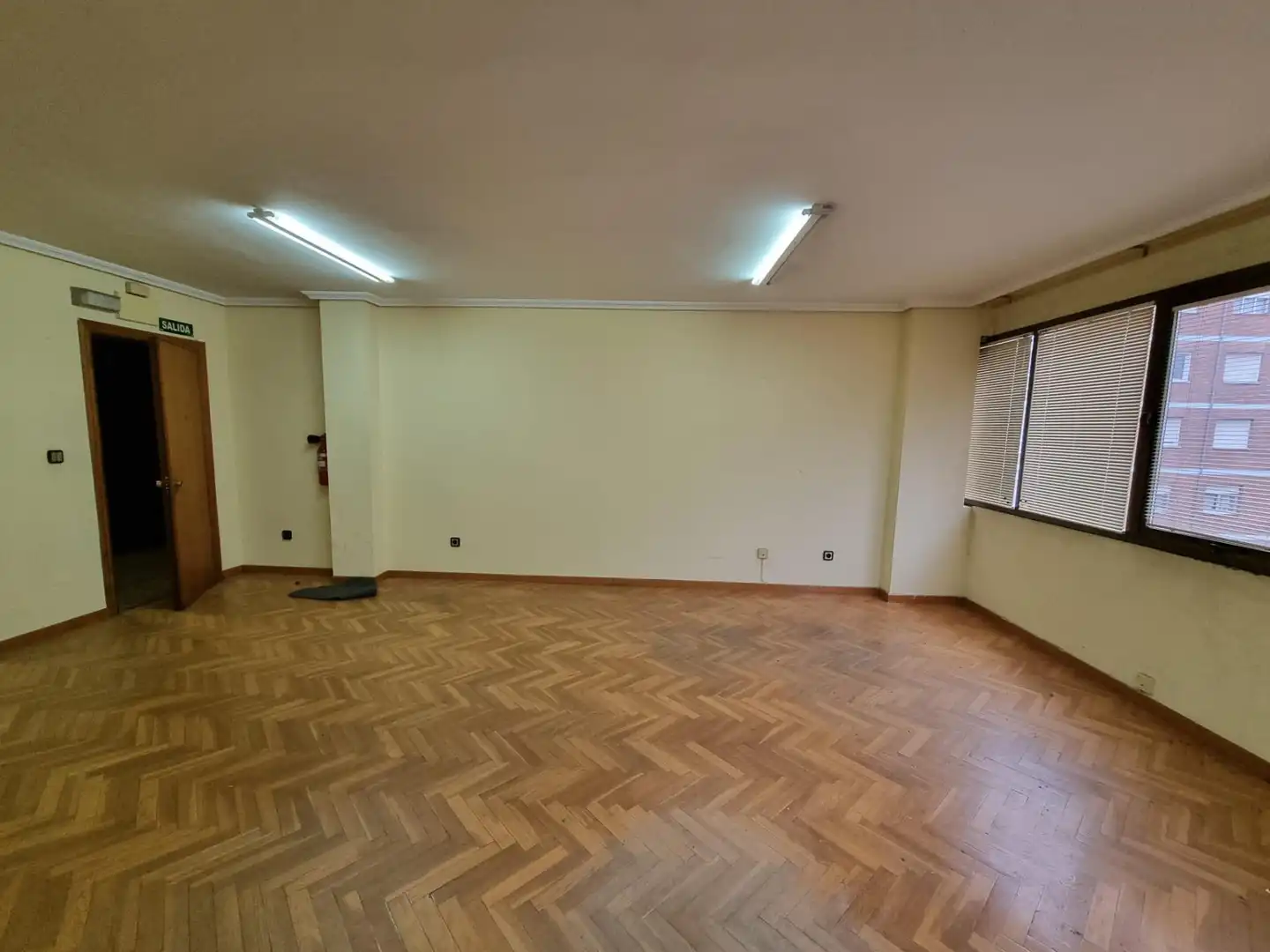 Büro mit Aufzug zur Miete in Centro
