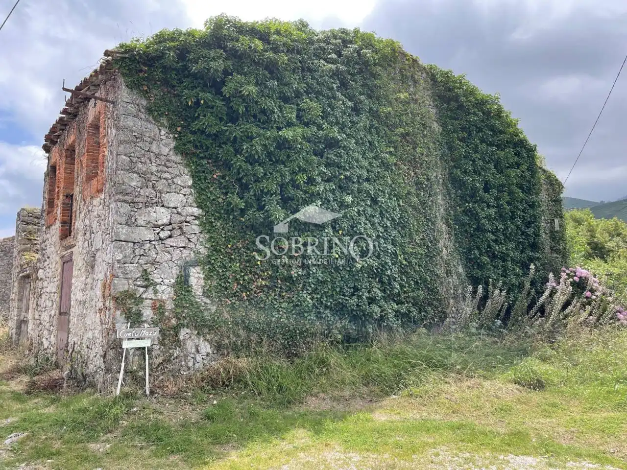 Houses for sale in Llanes  with Private garden