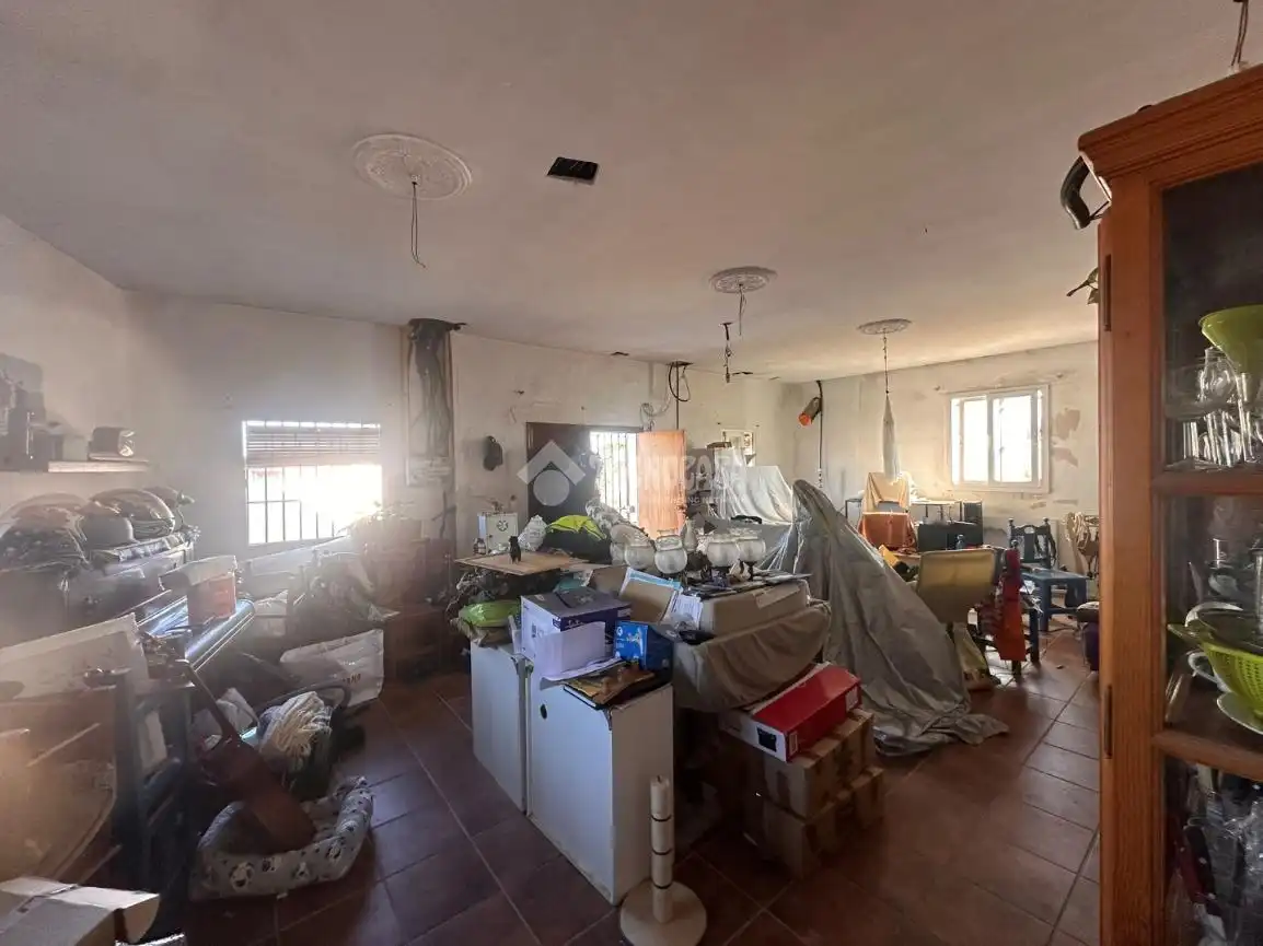 Casa rústica con jardín en venta en Pelagatos - Pago del Humo, imagen 3
