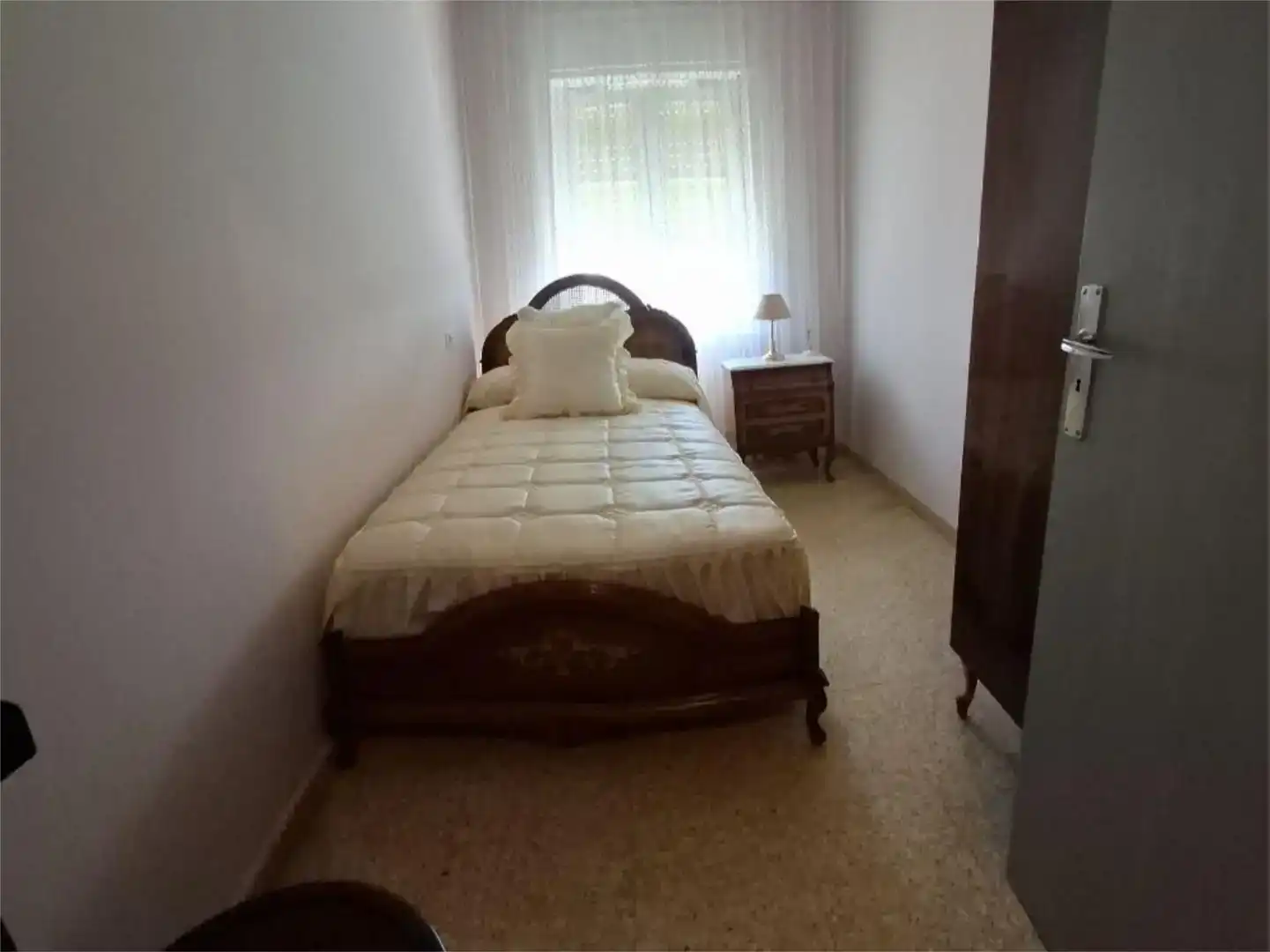 Habitación de Piso en venta en Bustillo del Páramo con Parquet, Trastero y Amueblado