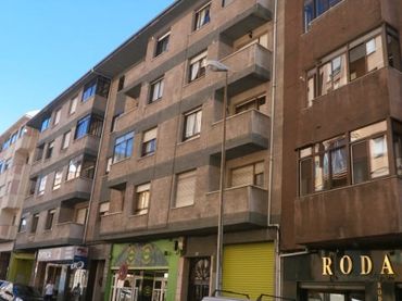 Local comercial en venda a Avda Constitución