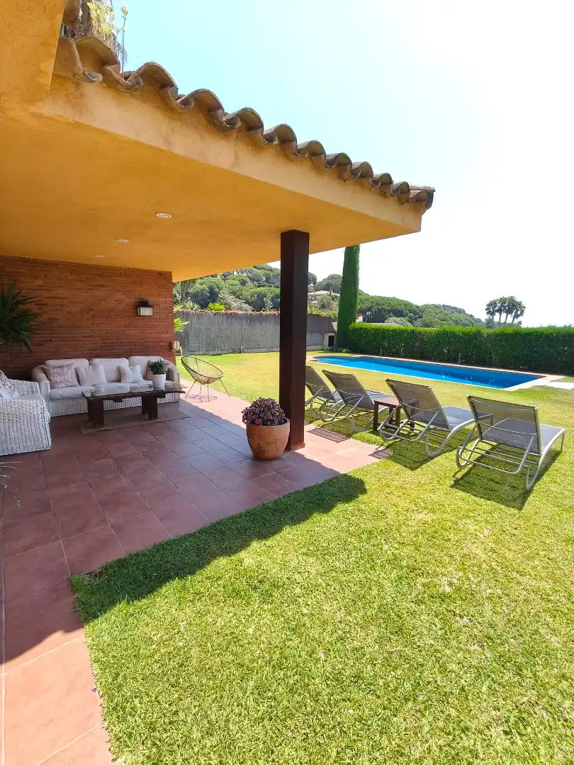 Terrace of Houses for sale in Sant Andreu de Llavaneres  with Air Conditioner, Heating and Private garden