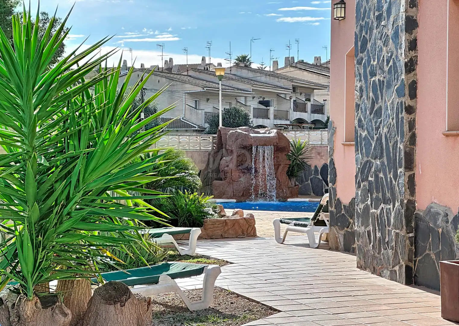 Swimming pool of Houses for sale in El Vendrell  with Air Conditioner, Heating and Terrace