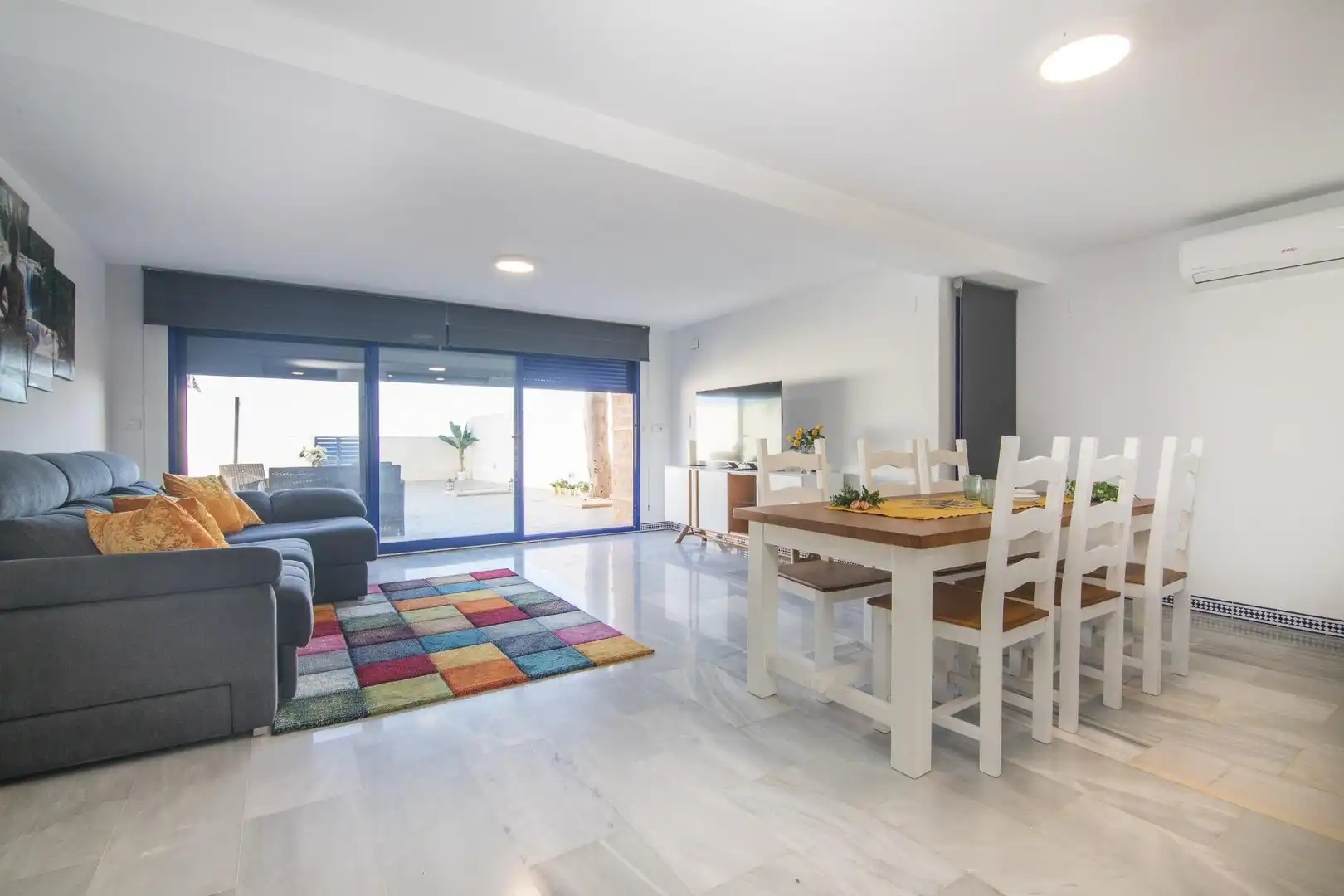 Sala de estar de Casa o chalet en venta en Santa Pola con Aire acondicionado, Calefacción y Jardín privado