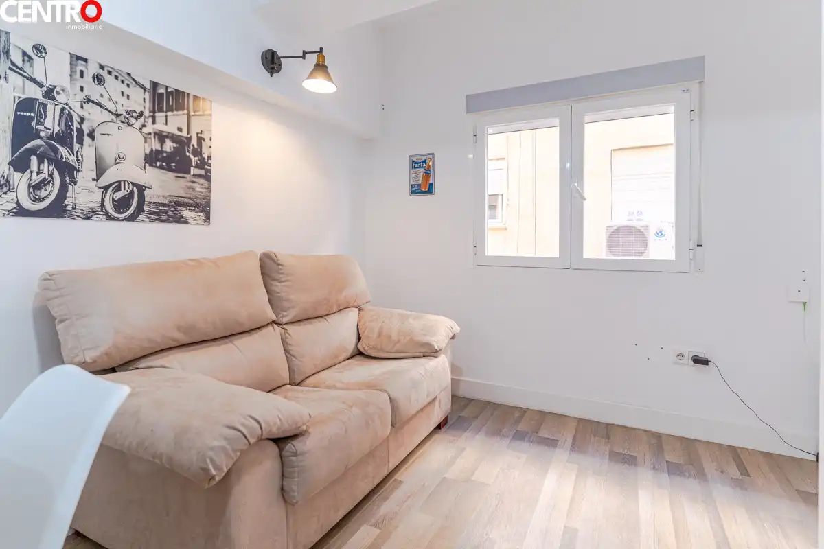 Sala de estar de Piso en venta en Granada con Aire acondicionado y Terraza