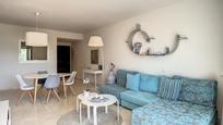 Sala d'estar de Planta baixa en venda en Casares amb Aire condicionat, Terrassa i Piscina