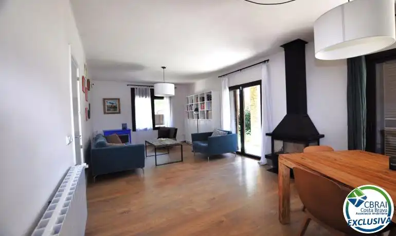 Landhaus zum Verkauf in Sant Pere Pescador, imagen 4