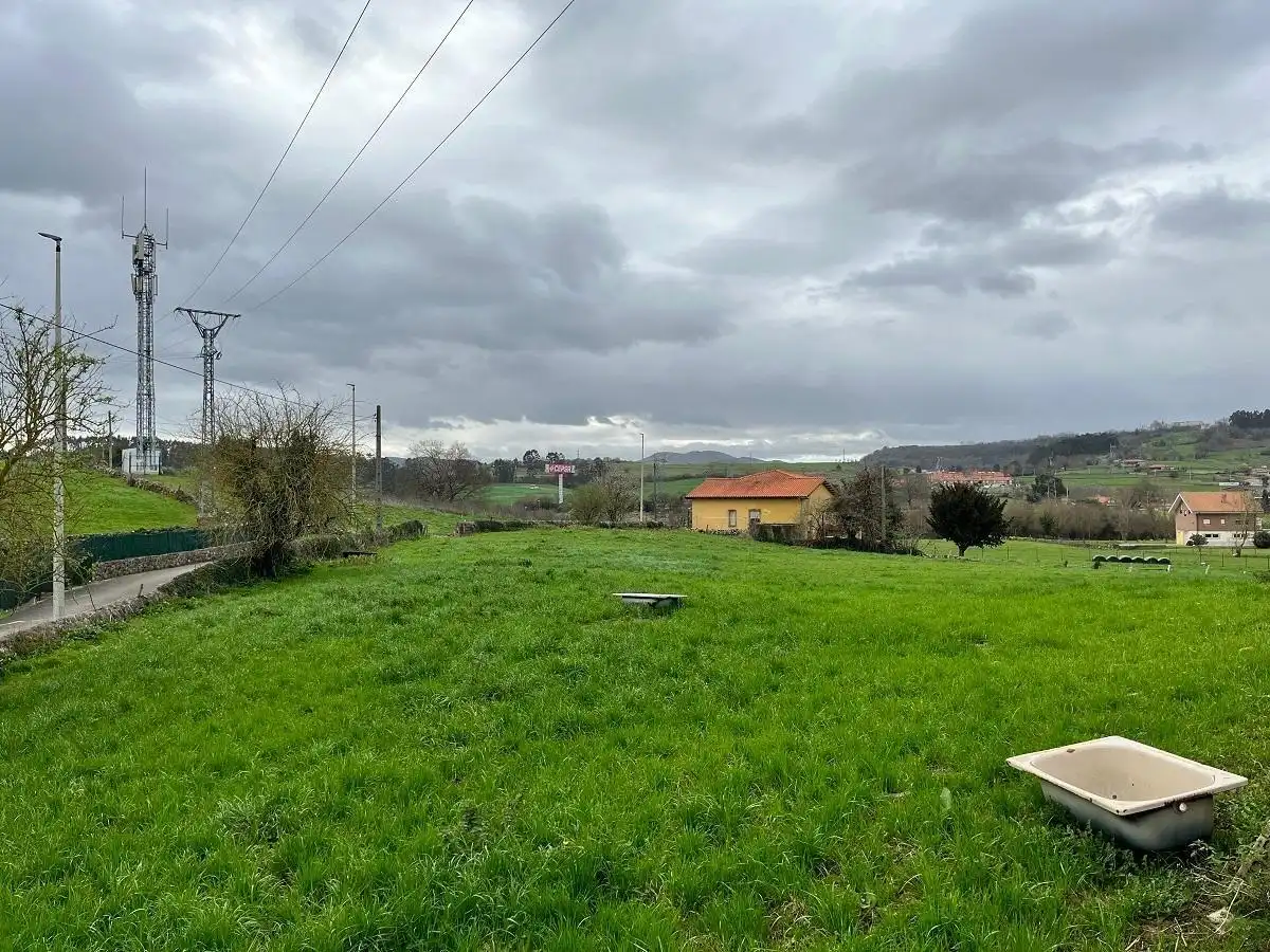 Terreny residencial en venda a VEGUILLA 1228