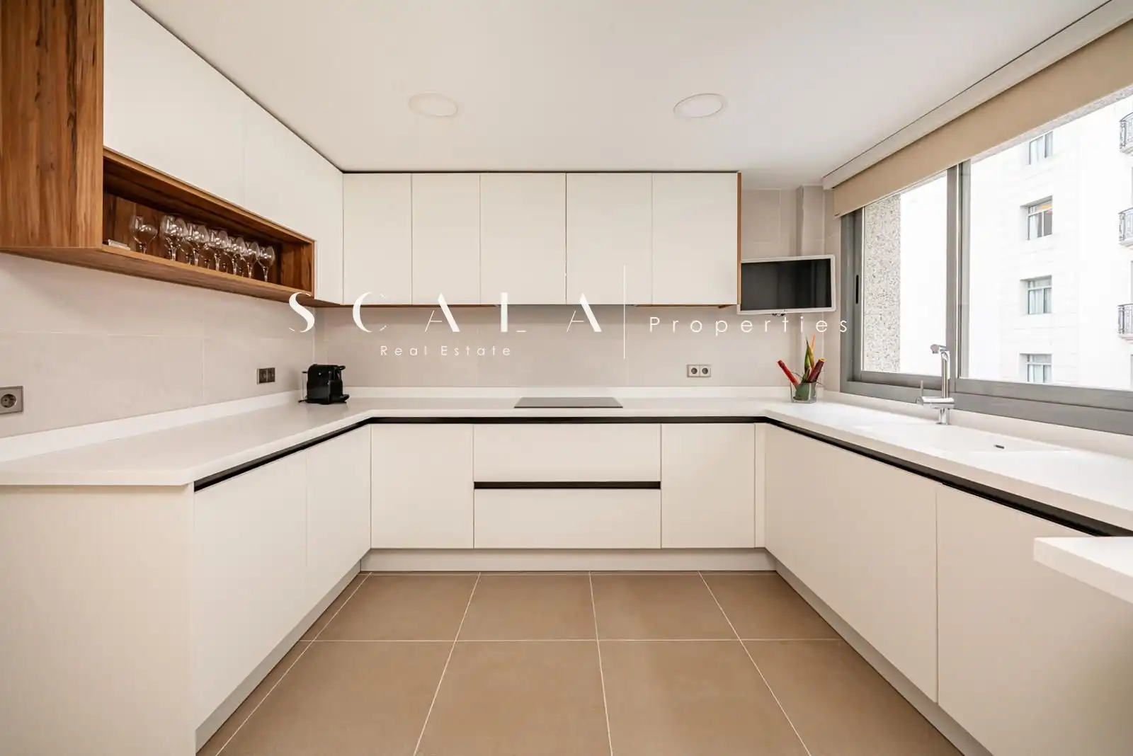 Küche von Maisonette zur Miete in Madrid mit Klimaanlage, Heizung und Terrasse