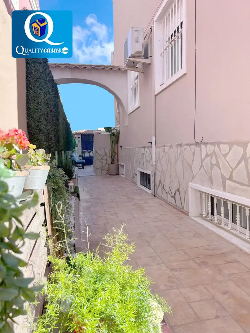 Bungalow with terrace for sale in Valverde, imagen 5