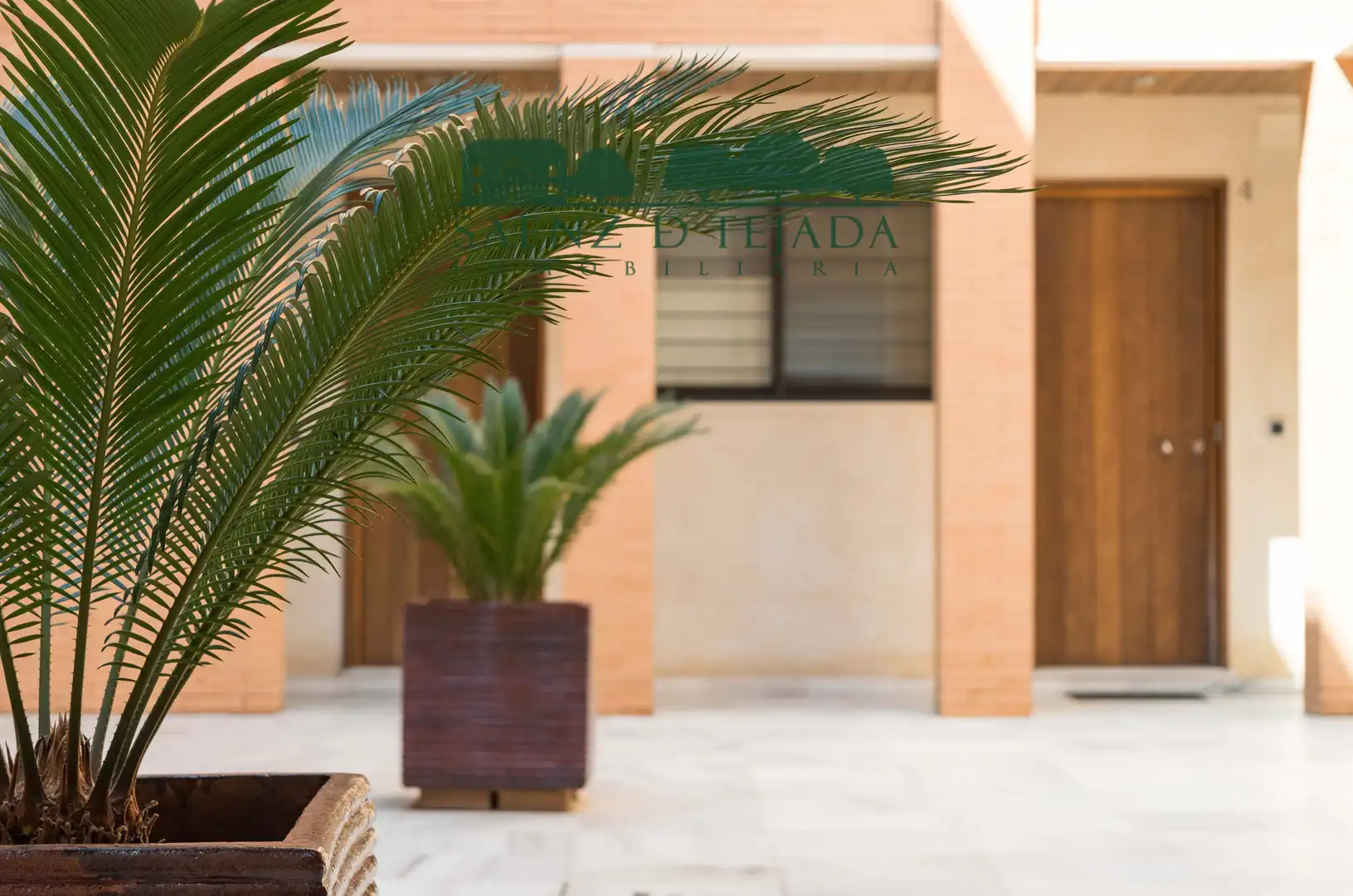 Terrassa de Estudi de lloguer en  Sevilla Capital amb Aire condicionat, Calefacció i Parquet