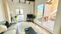 Living room of Attic to rent in  Valencia Capital  with Air Conditioner, Terrace and Balcony