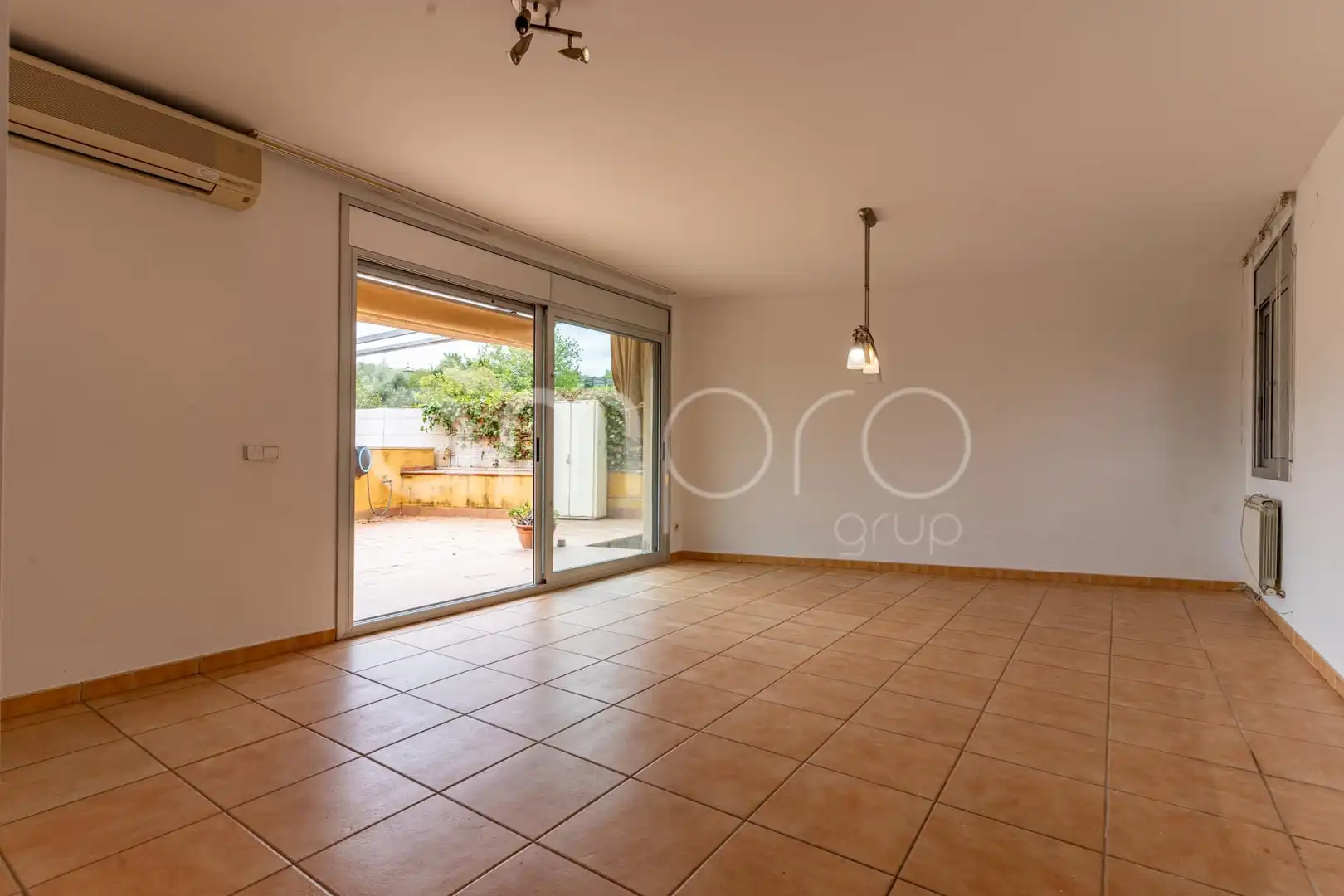 Casa con terrazza in affitto a CARRER DE LA GINESTA, imagen 7