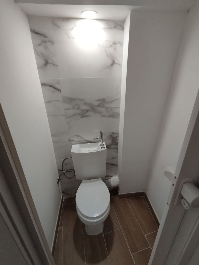 Bathroom of Houses for sale in Serra  with Furnished